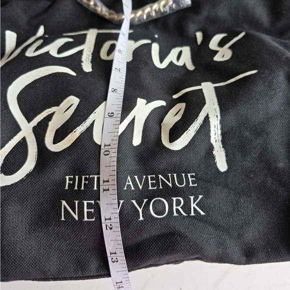Victorias Secret Weekender Tote Shoulder Bag Black Silver Chain Beach New - Picture 7 of 11